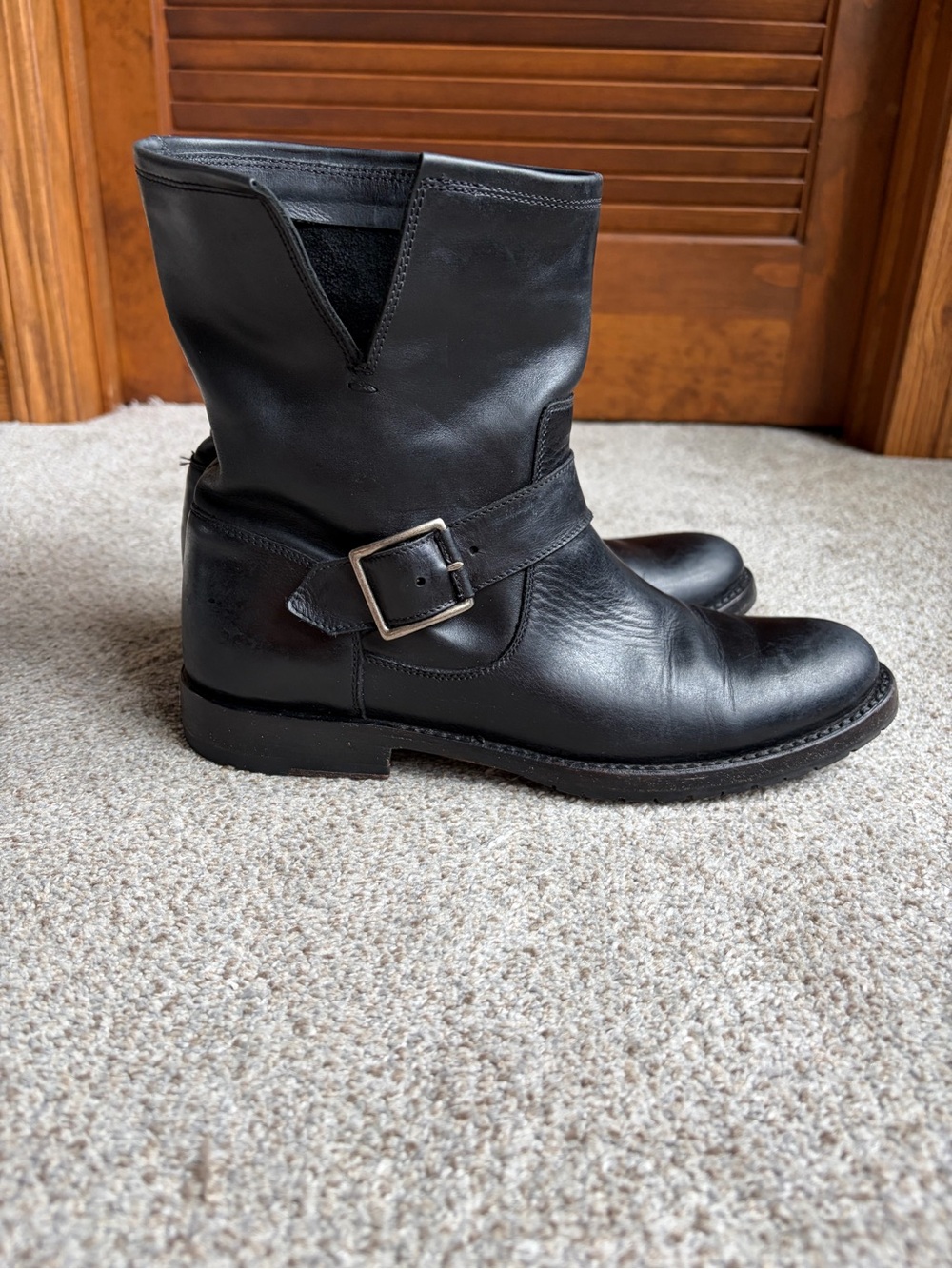 Frye Veronica leather boots Sz 9